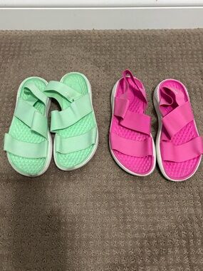 Crocs LiteRide Sandals Bundle Pink & Mint Green Women’s Size 7
